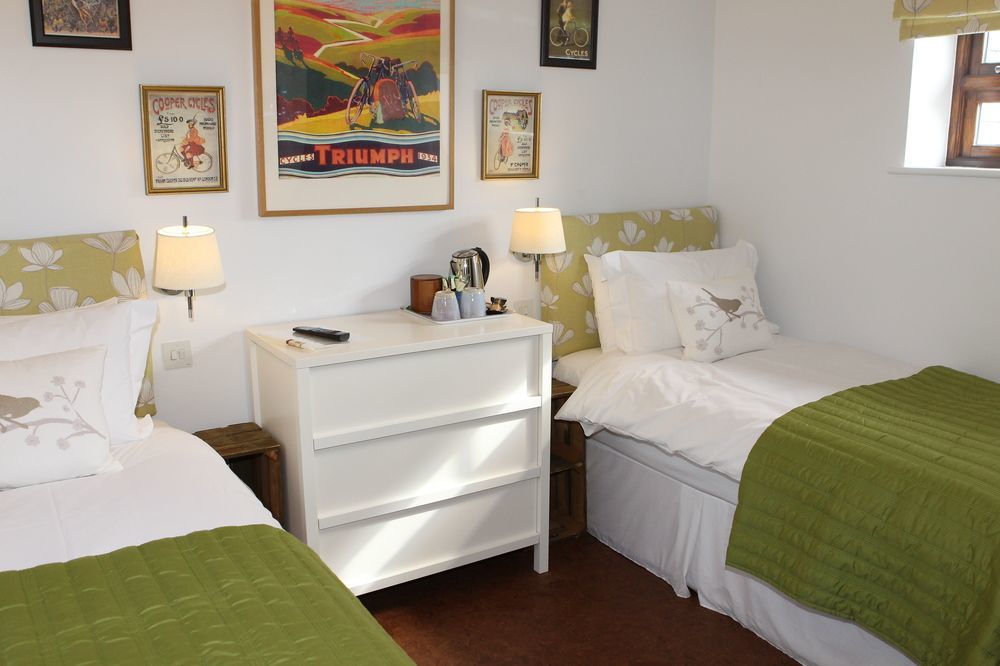 The Compasses Hotel เชมส์ฟอร์ด ภายนอก รูปภาพ